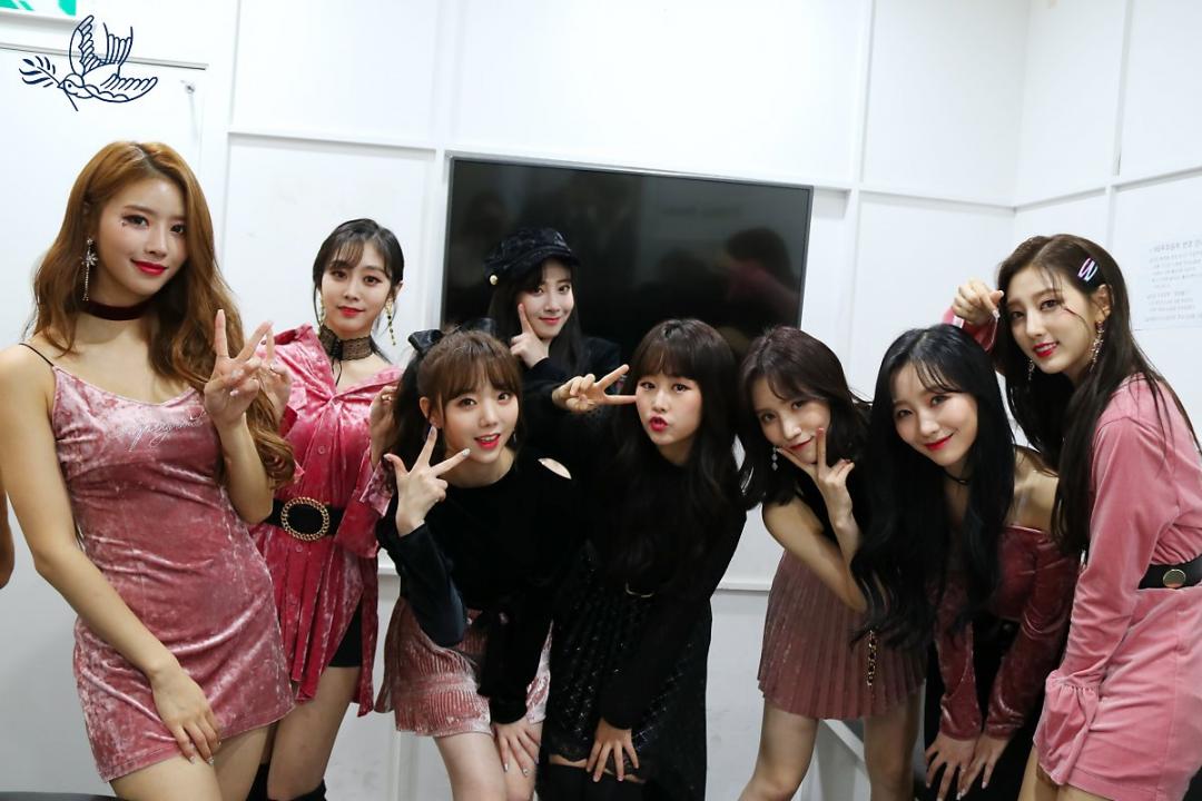 Lovelyz 소중했던 기억들로 Rewind 스압~