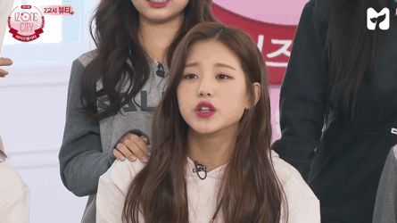 과즙이 터진 거지 얻어 터진거 놉