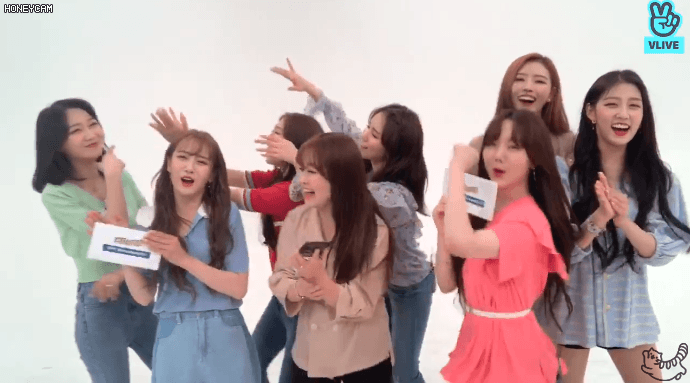 데이터) 러블리즈 기습 LIVE 주간