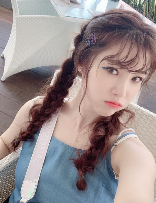 발리에 놀러간 전.효.성 0601자