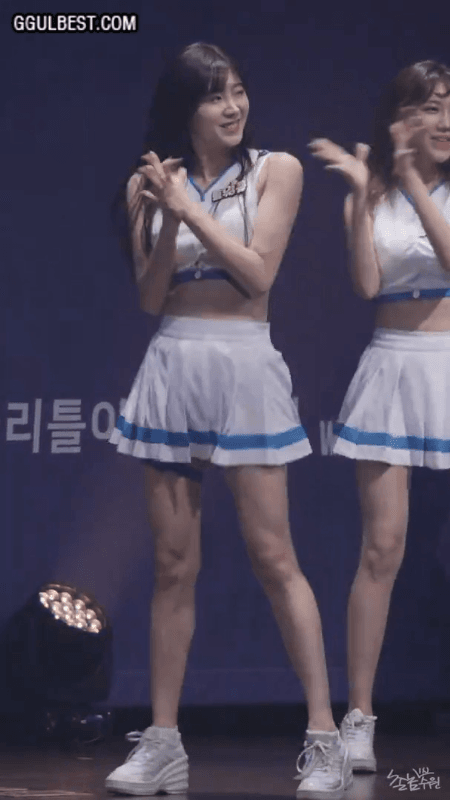 흰테니스치마 안지현