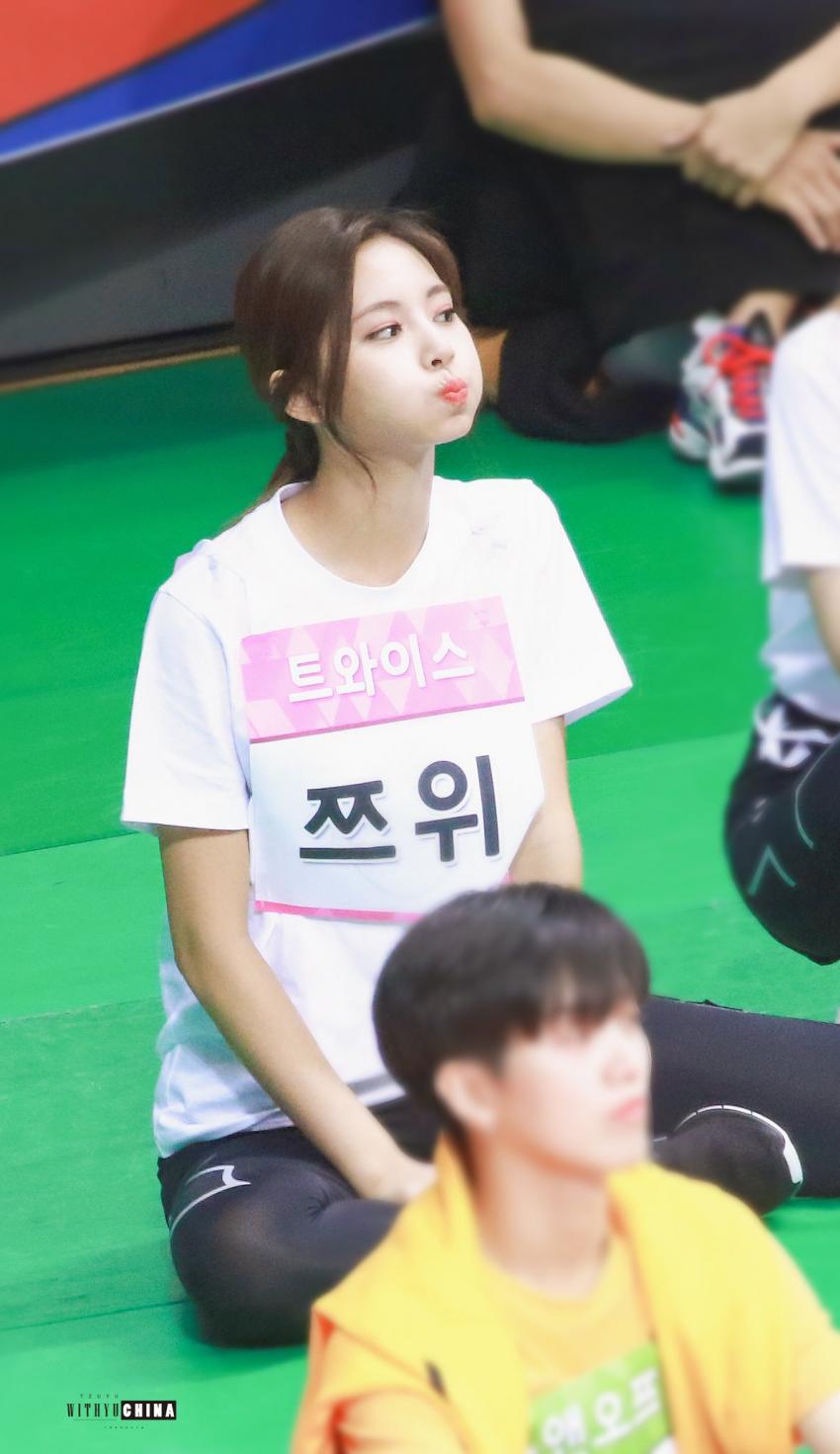 볼빵빵 귀여운 쯔위