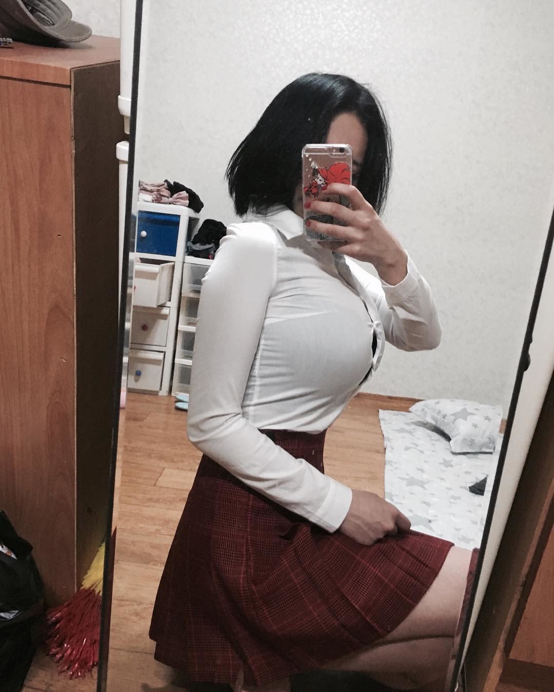 압도적인 블라우스 핏