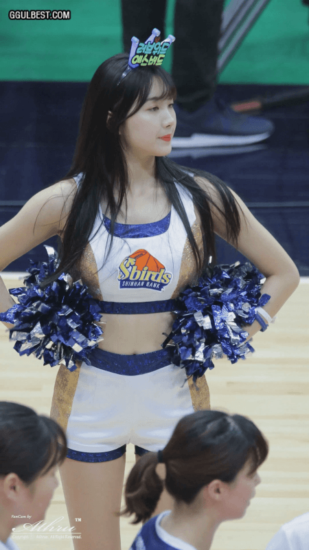 치어리더 -안지현 나시 페로몬.gif