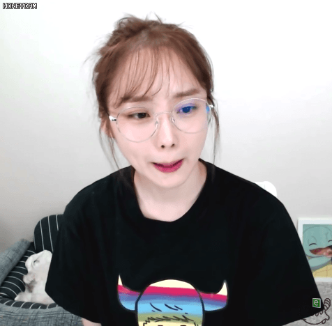 뚠티 입은 나미춘 윤태진