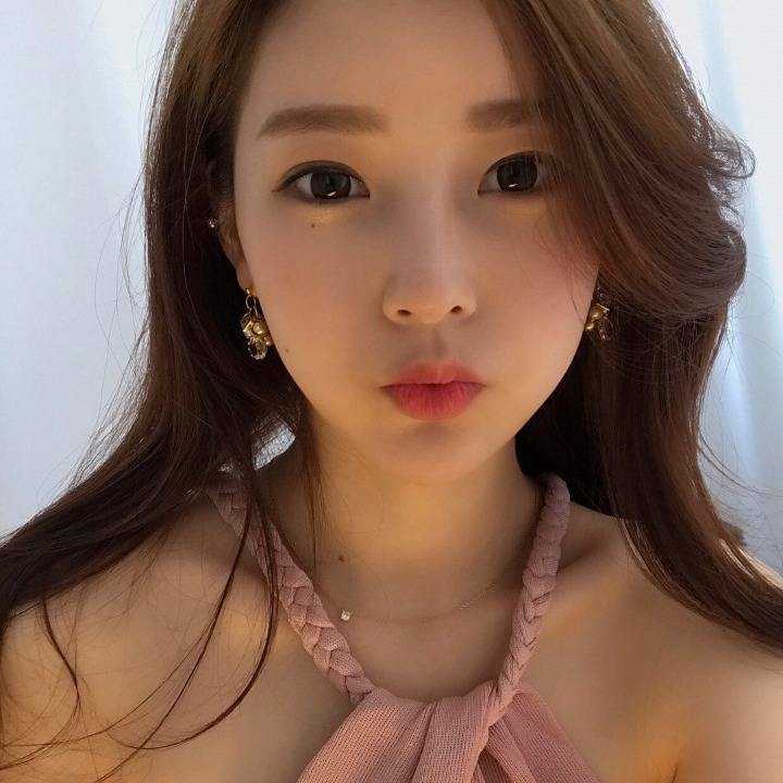 골반왕 쇼핑몰모델 ㄷㄷ.gif