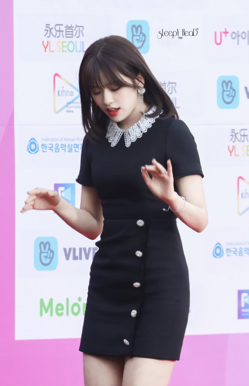 안유진