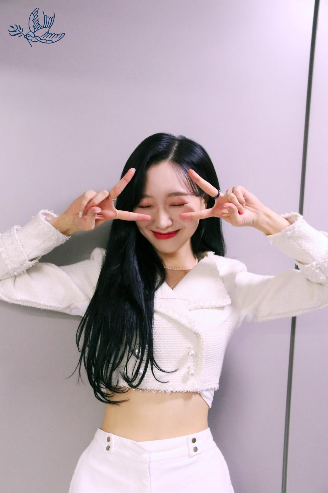 Lovelyz 소중했던 기억들로 Rewind 스압~