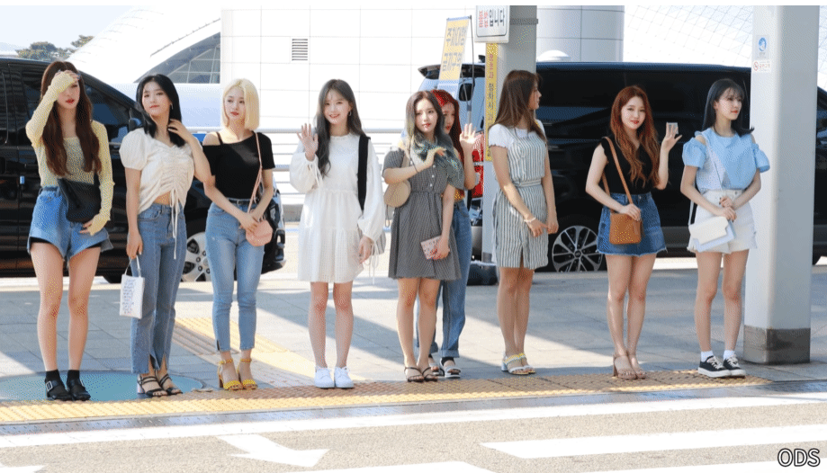 프로미스나인 출국