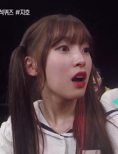 깜놀한 오마이걸 아린 모음