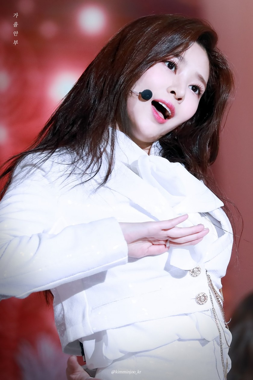 김민주 권은비 장원영 강혜원
