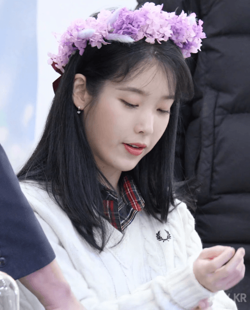 팬사인회 아이유