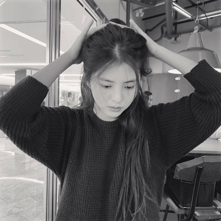 사진 한소희 여친짤 모음.jpg