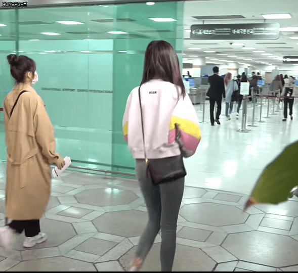 190423 아이즈원 출국
