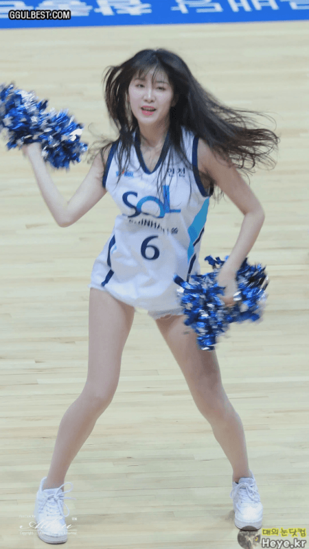 흰팬츠 안지현