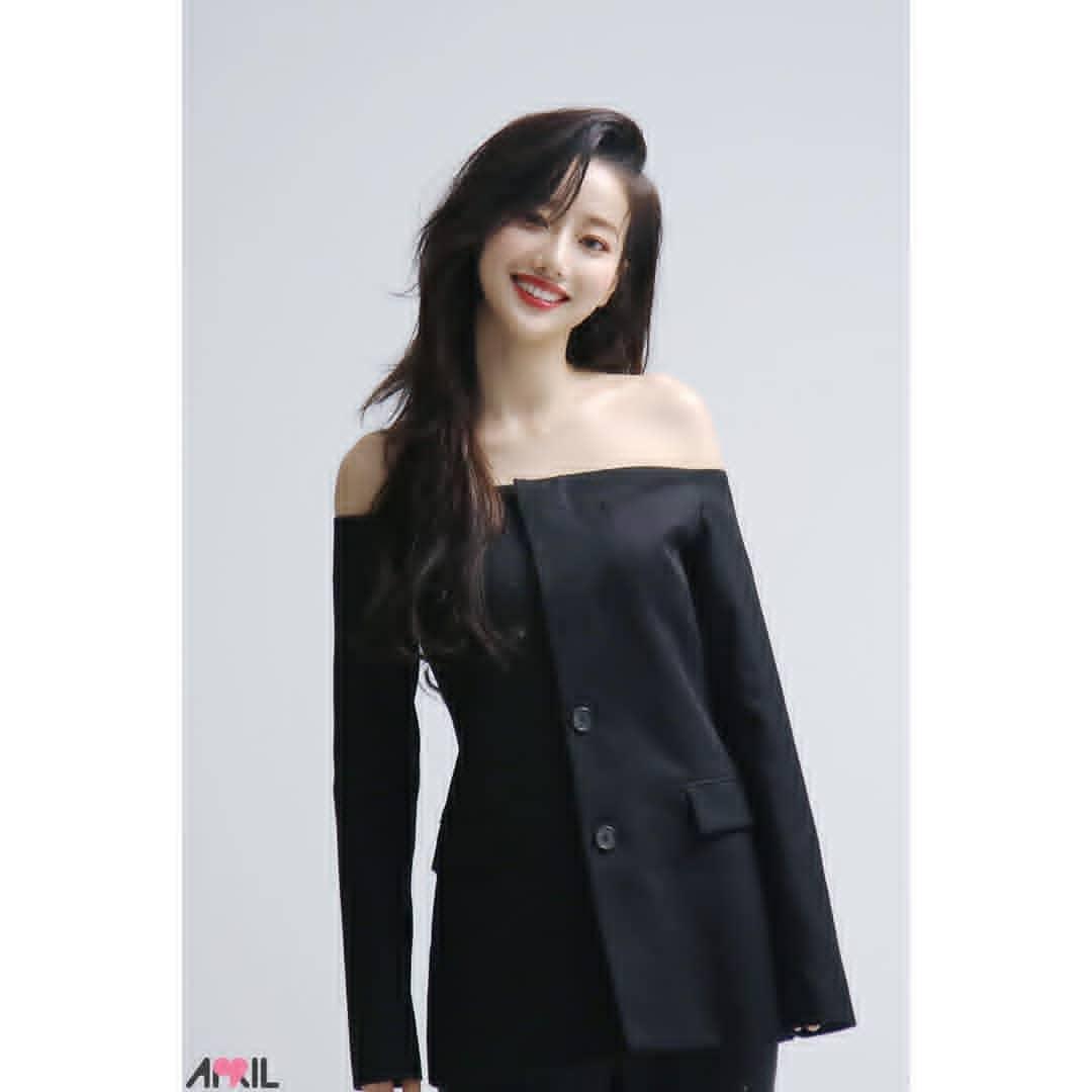 에이프릴 나은