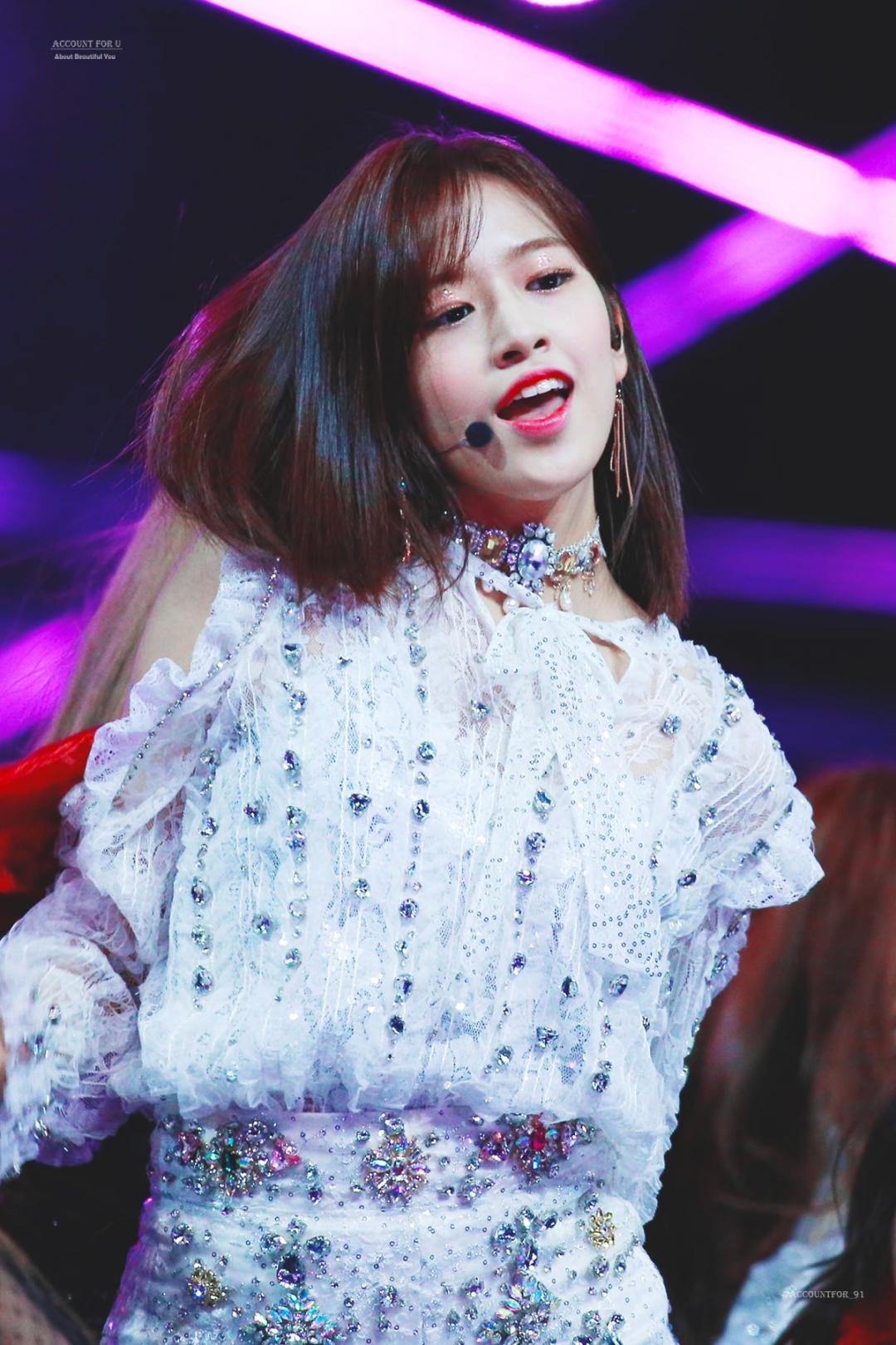 [MPD직캠] 아이즈원 안유진 &#039;라비앙로즈&#039; @엠카_2018.11.15