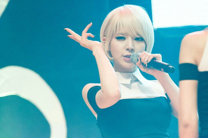 초반 AOA 전성기를 이끌어낸 초아 임팩트