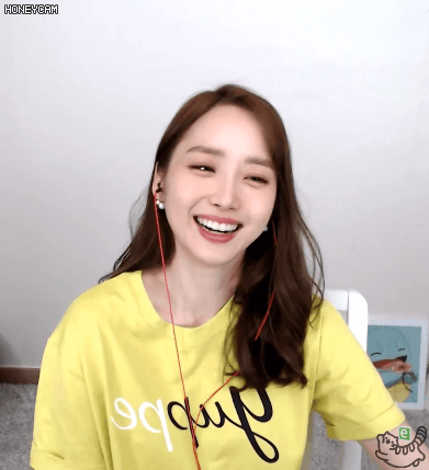 노란 윤태진