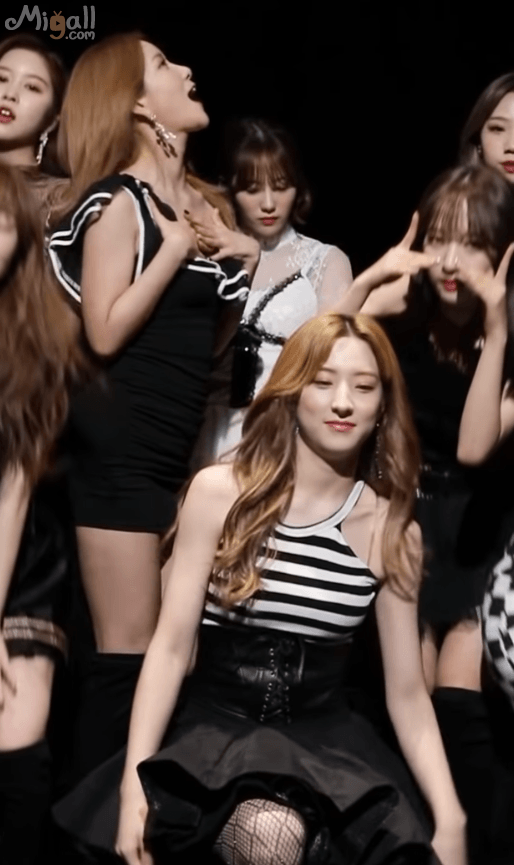 릴레이댄스 우주소녀