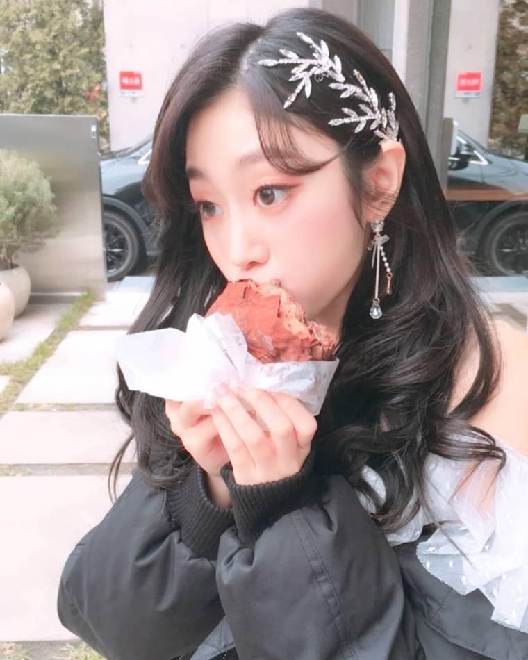 러블리즈 눈큰애