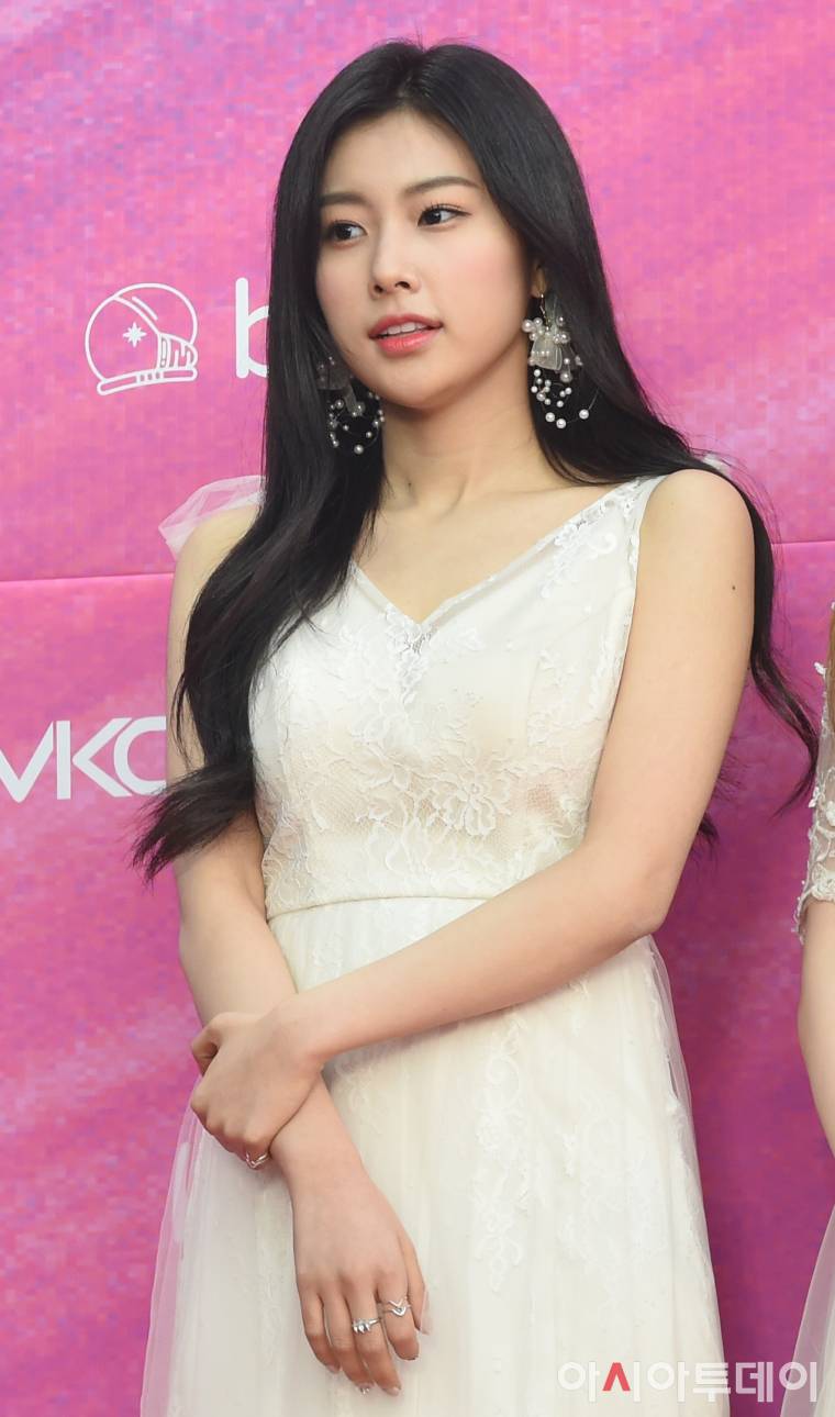 아이즈원 강혜원 안유진 권은비 (고화질 55장)