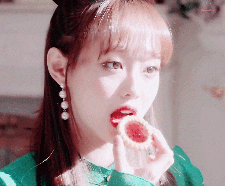 (스압) 이달의소녀 츄