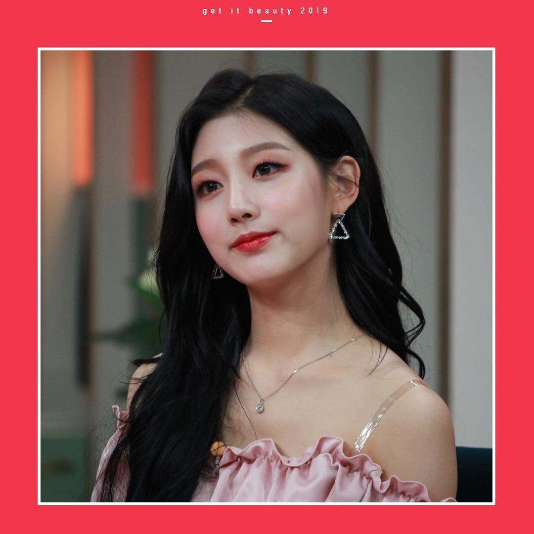 러블리즈 정규직돌 리뷰요정 코라니