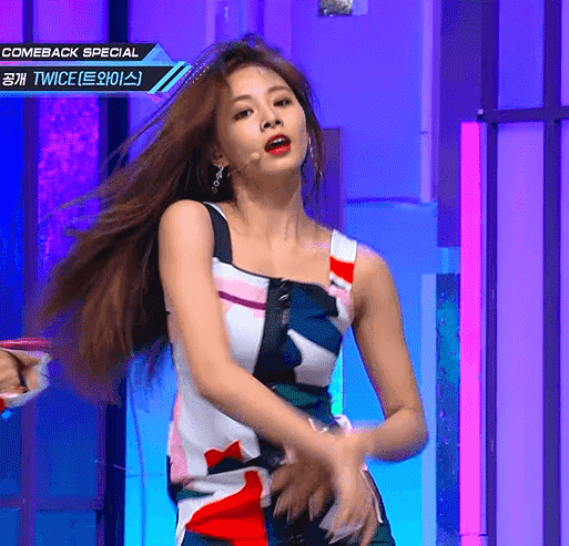 FANCY로 컴백한 트와이스 쯔위 피지컬 몸매 근황