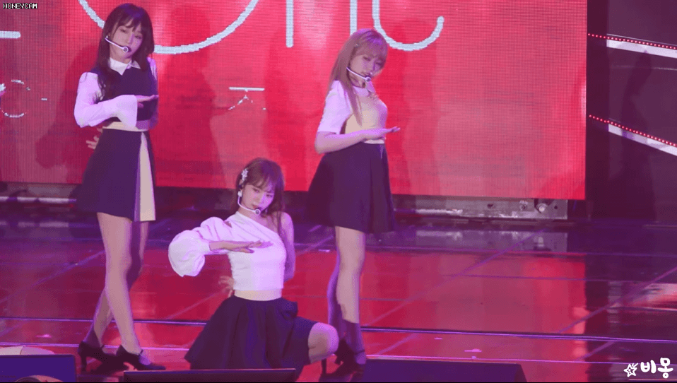 KB Liiv 아이즈원(IZONE) 야부키나코