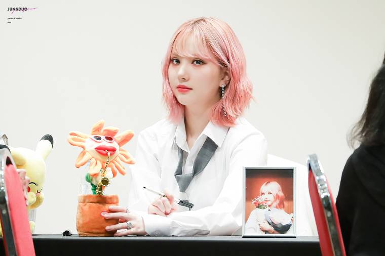 사진 여자친구 은하