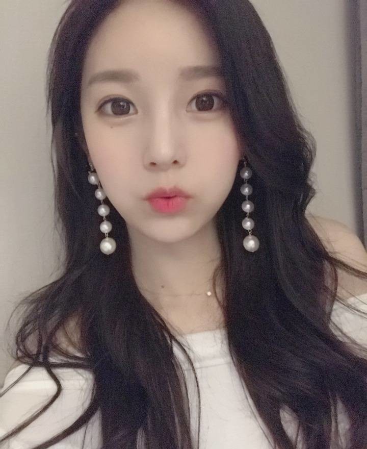 골반왕 쇼핑몰모델 ㄷㄷ.gif