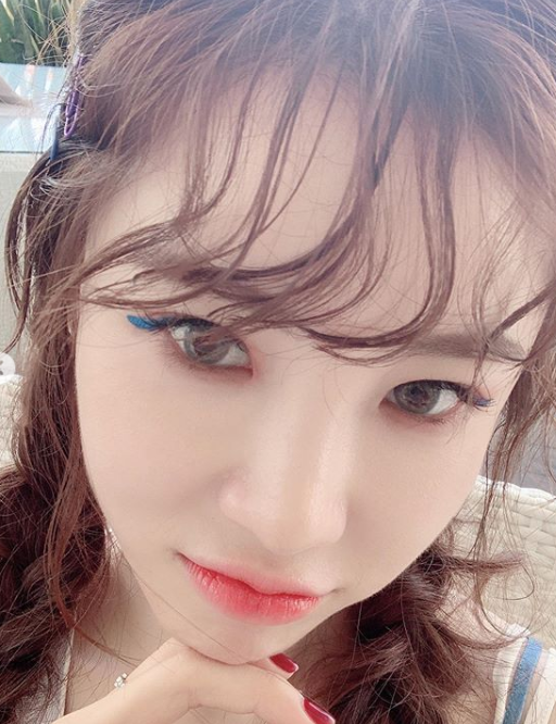 발리에 놀러간 전.효.성 0601자