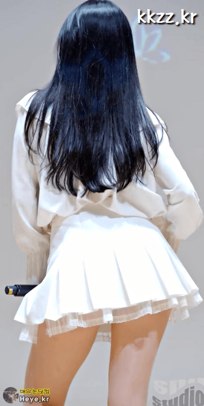 순백의 조현