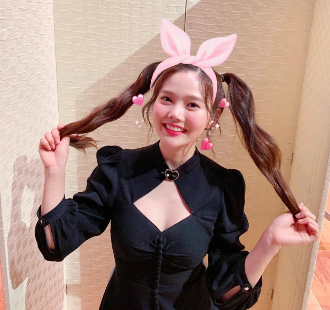 캔디 리더의 파격적인 복장