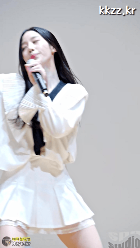 순백의 조현