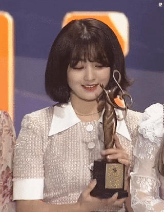 서울가요대상 사나, 정연, 지효, 모모, 나연, 쯔위