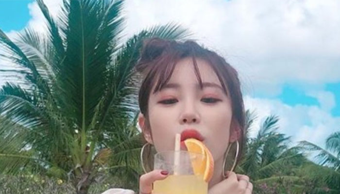 발리에 놀러간 전.효.성 0601자