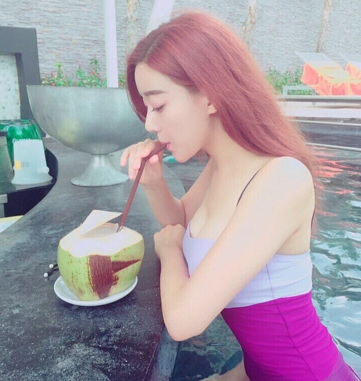 레인보우 오승아 몸매