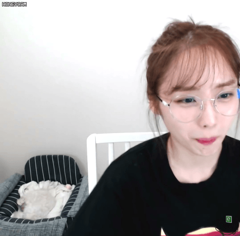뚠티 입은 나미춘 윤태진