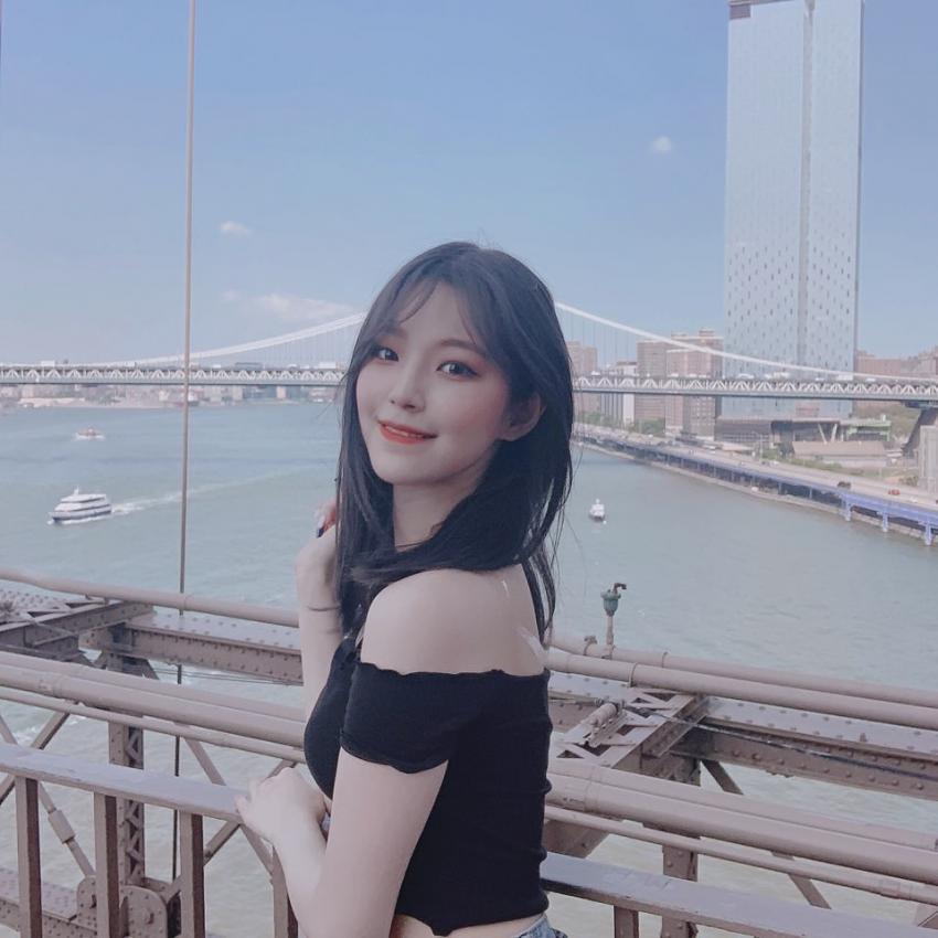 프로미스나인 백지헌