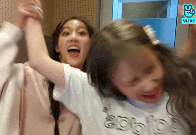 살쪘다고 징징되는 지애 + 예인