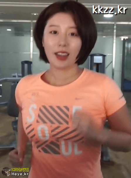 운동하는 나비