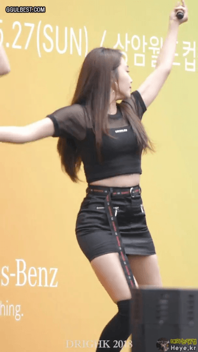 탄탄한 정은지 몸매