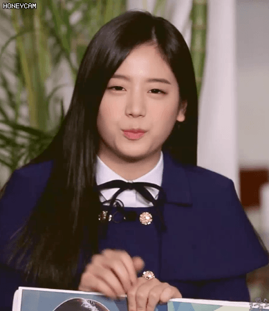 웃는게 매력적인 앵규리