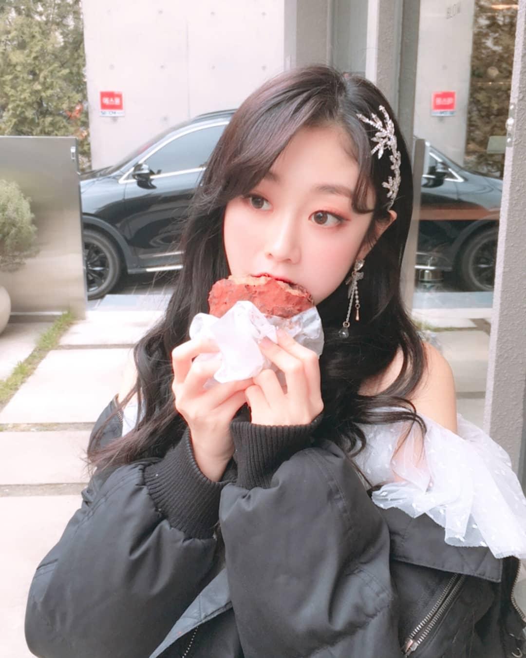 러블리즈 눈큰애