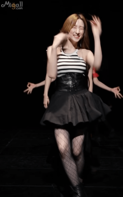 릴레이댄스 우주소녀