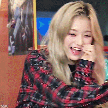 비긴어게임 프로미스나인 이나경