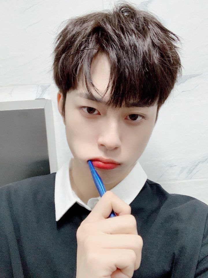 이제 정말 성인남자 다 된것같이 자란 유선호