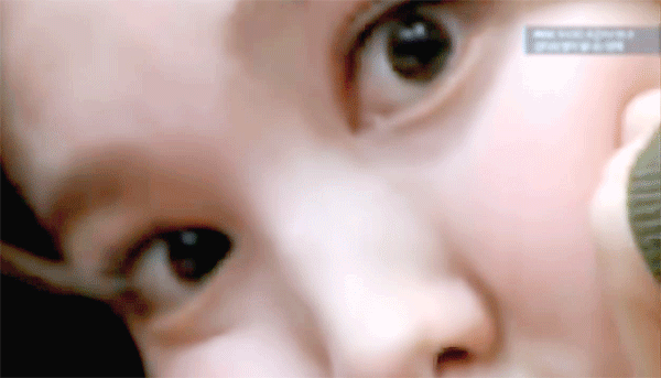 나연 허리라인 + 뒤태
